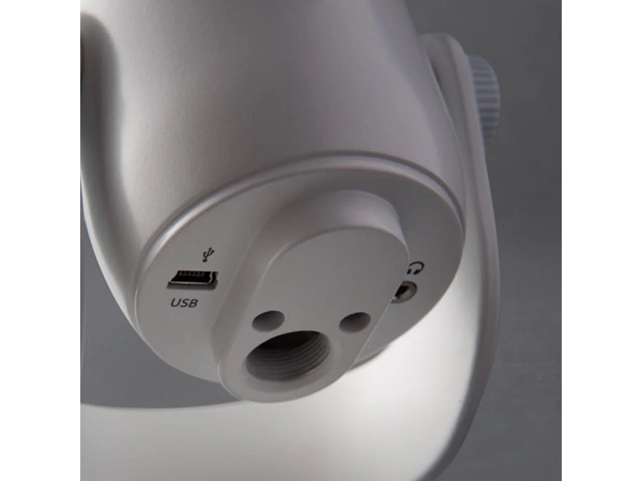 Blue Microphone Yeti USB Desktop Microphone, Whiteout